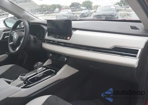 2025 Mitsubishi Outlander Se 2.5 2Wd из США, поврежденный, VIN JA4J3VA81SZ025043